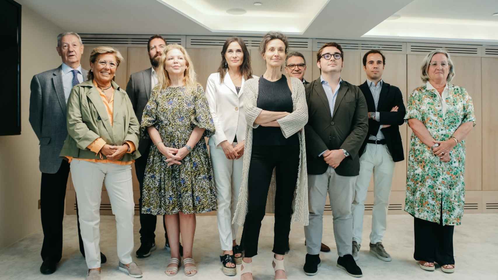 Todos los integrantes de la candidatura de Rosa Cañadas a la presidencia del Círculo de Economía / Judit Prats (CEDIDA)