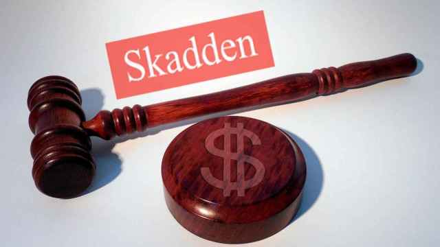 El bufete Skadden Arps sufre un revés judicial en Delware / CG
