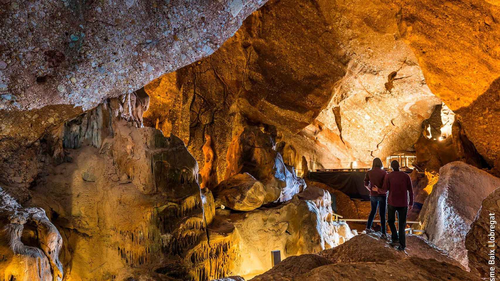 Cuevas de Montserrat en el Geoparque de la Cataluña Central / SITE OFICIAL TURISME BAIX LLOBREGAT