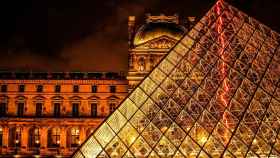 El Louvre / Free-Photos EN PIXABAY
