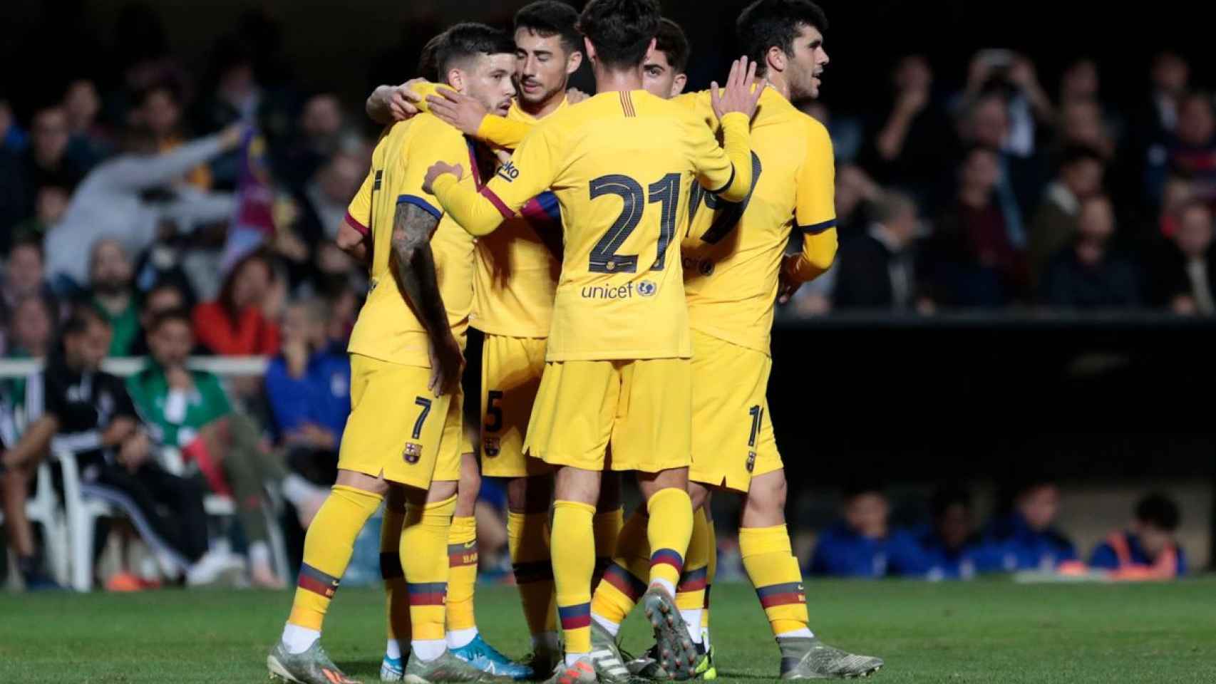 Carles Pérez celebrando un gol con el Barça / EFE