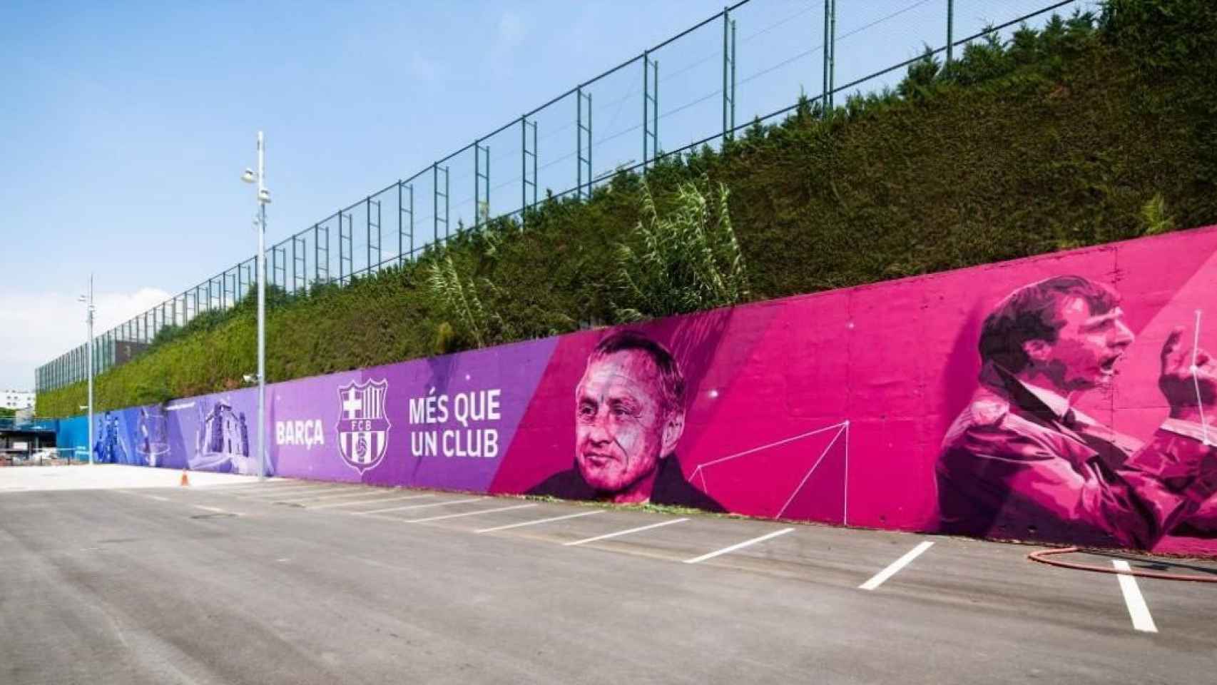 El mural en homenaje a Johan Cruyff / FCB