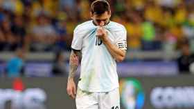 Leo Messi lamenta una ocasión fallada por Argentina / EFE