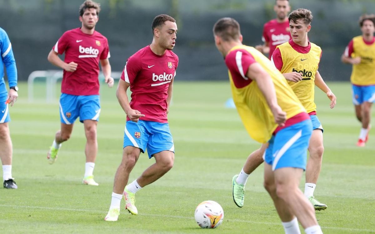 Dest y Gavi en un entrenamiento del Barça / FC Barcelona