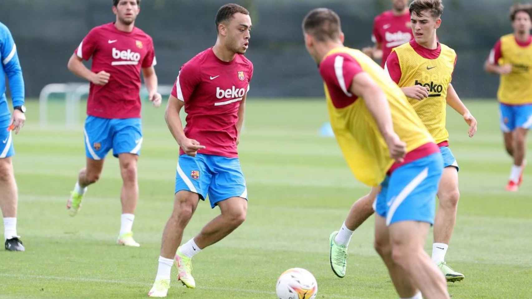 Dest y Gavi en un entrenamiento del Barça / FC Barcelona