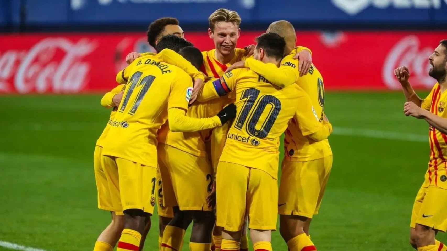 Los jugadores del Barça, celebrando un gol contra Osasuna | EFE
