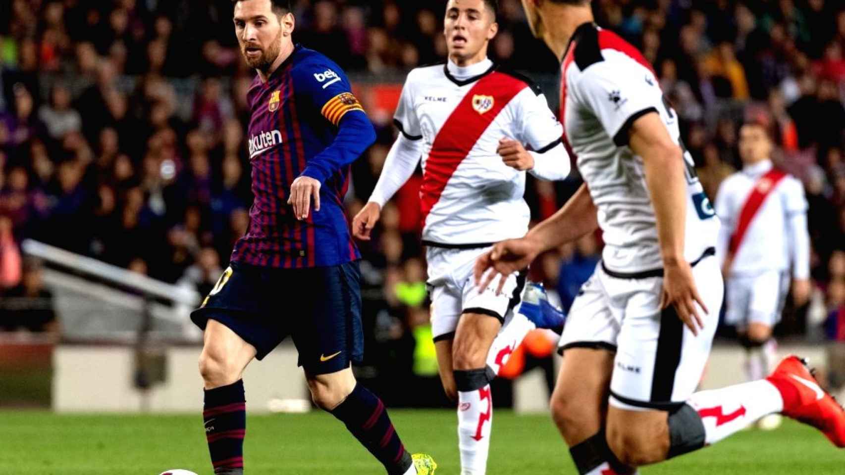 Messi, en una acción ante el Rayo Vallecano | EFE