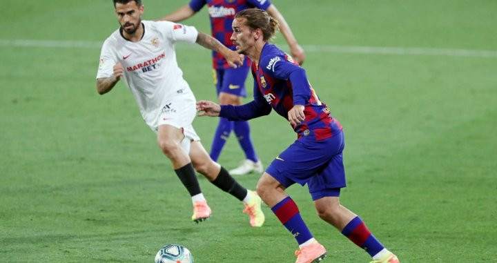 Antoine Griezmann durante el partido del Barça en el Sánchez Pizjuán / FC Barcelona