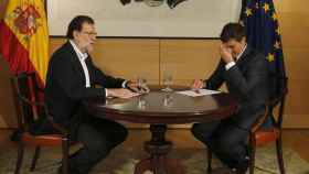 Mariano Rajoy y Albert Rivera en los tiempos en que negociaban su acuerdo de investidura / EFE