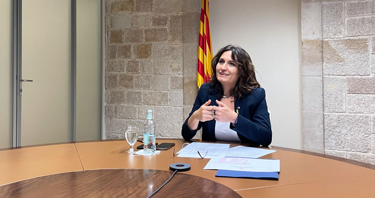 Laura Vilagrà, consejera catalana de Presidencia, en una sesión de trabajo / EP