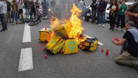 Varios 'riders' queman sus mochilas de Glovo / CG