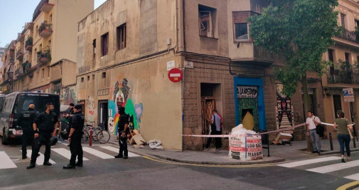 Desalojo de okupas en un inmueble de Gràcia, en Barcelona / EP