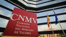 Imagen de la sede de la CNMV, entidad que supervisa las sociedades de inversión como las sicav