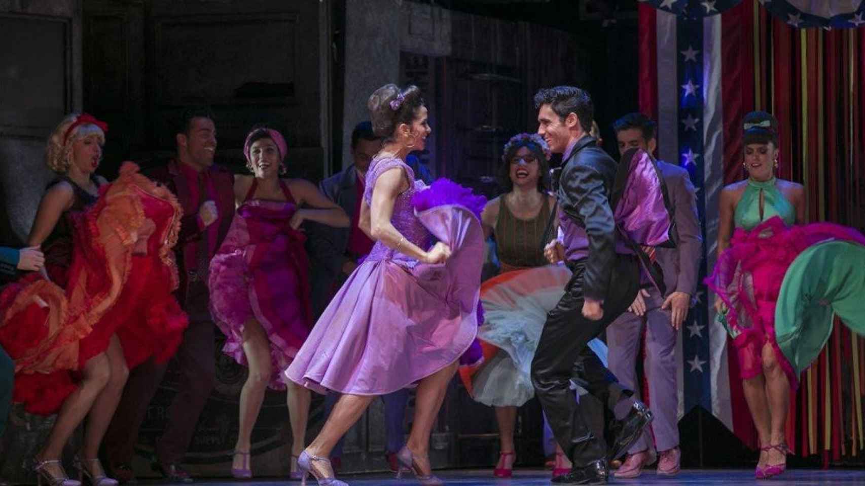 Escena del musical 'West Side Story' en el Teatro Tívoli de Barcelona, hasta hora amenazado por la huelga / EP