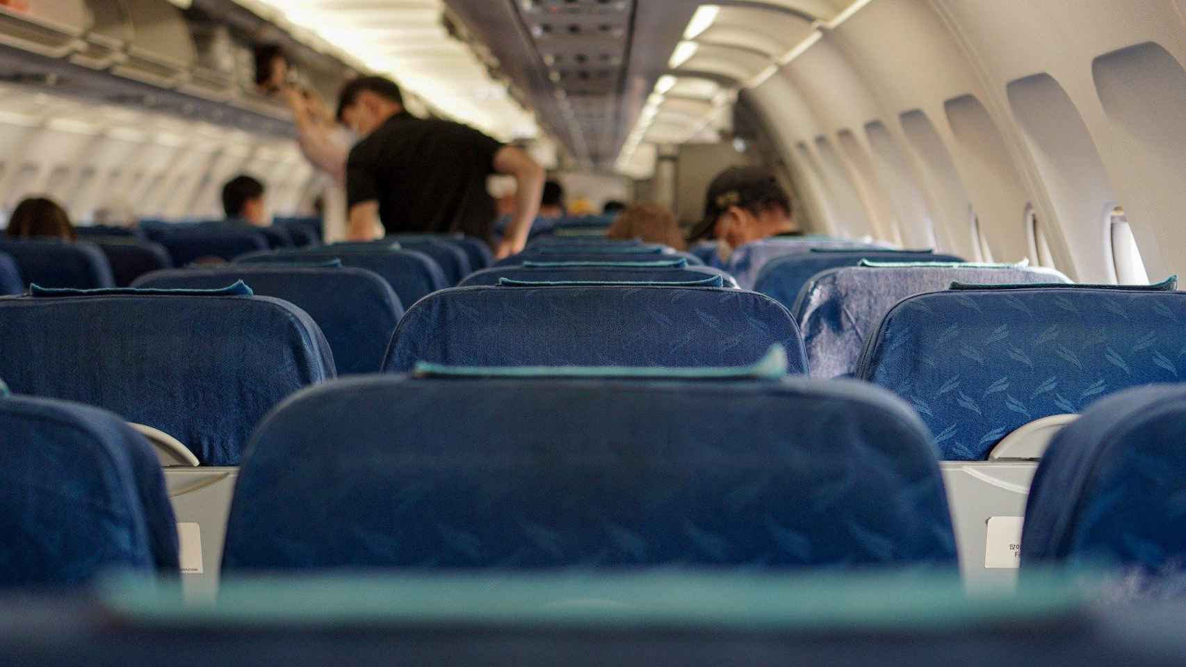 El interior de un avión durante un vuelo / CV