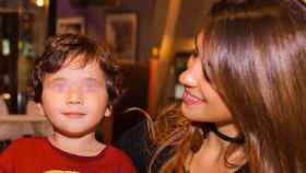 Antonella Roccuzzo y su hijo Mateo Messi / INSTAGRAM