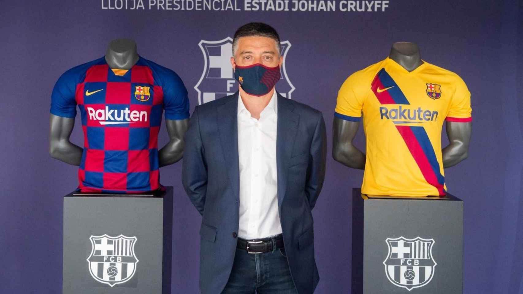 García Pimienta en el acto de su renovación / FCB