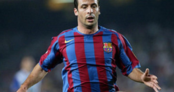 Giuly con la camiseta del Barça /FCB