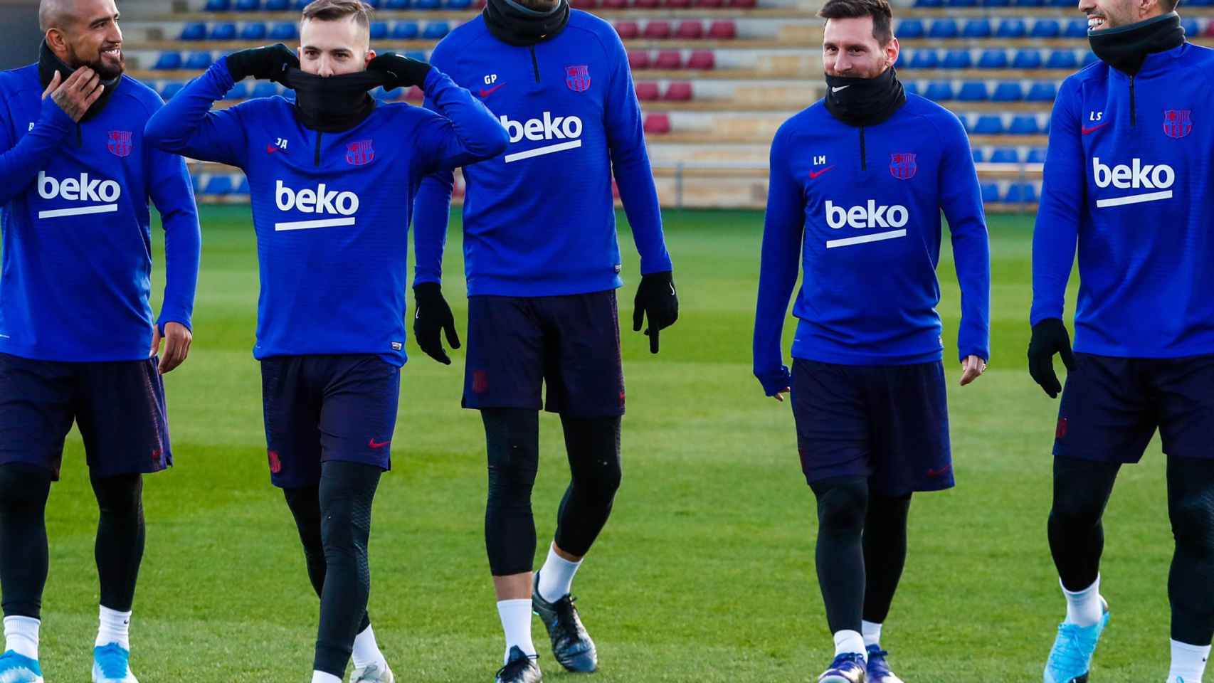 Vidal, Alba, Suárez, Messi y Piqué en un entrenamiento / FC Barcelona