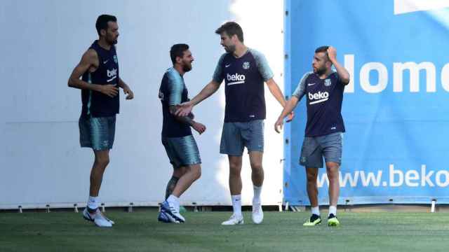Busquets, Messi, Piqué y Alba; cuatro líderes del Barça / EFE