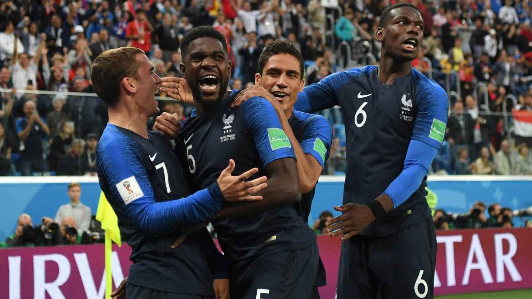 Griezmann, Umtiti, Varane y Pogba celebrando un gol con Francia / EFE