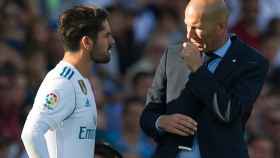 Isco conversa con Zidane | EFE