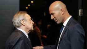 Florentino Pérez junto a Zinedine Zidane / CULEMANÍA