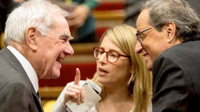 El presidente de la Generalitat, Quim Torra (d), junto al 'conseller' de Exteriores, Ernest Maragall (i), y la 'consellera' de Presidencia, Elsa Artadi / EFE