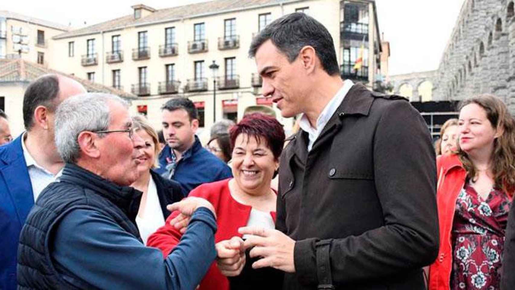 El líder del PSOE, Pedro Sánchez, ha pedido desde Segovia que el próximo presidente de la Generalitat gobierne para todos / EFE
