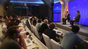 El presidente de la Generalidad, Artur Mas, en su encuentro con periodistas extranjeros en la Diada
