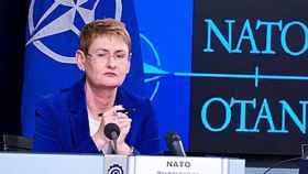 La portavoz de la OTAN, Oana Lungescu