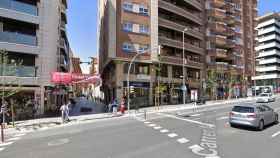 Cruce de la avenida Catalunya con la calle Alcalde Costa de Lleida, donde ocurrió el accidente entre la mujer y el patinete eléctrico / GOOGLE STREET VIEW