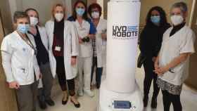 El Hospital Josep Trueta ha recibido uno de los robots de desinfección por luz ultravioleta enviados por la Comisión Europea / COMISION EUROPEA