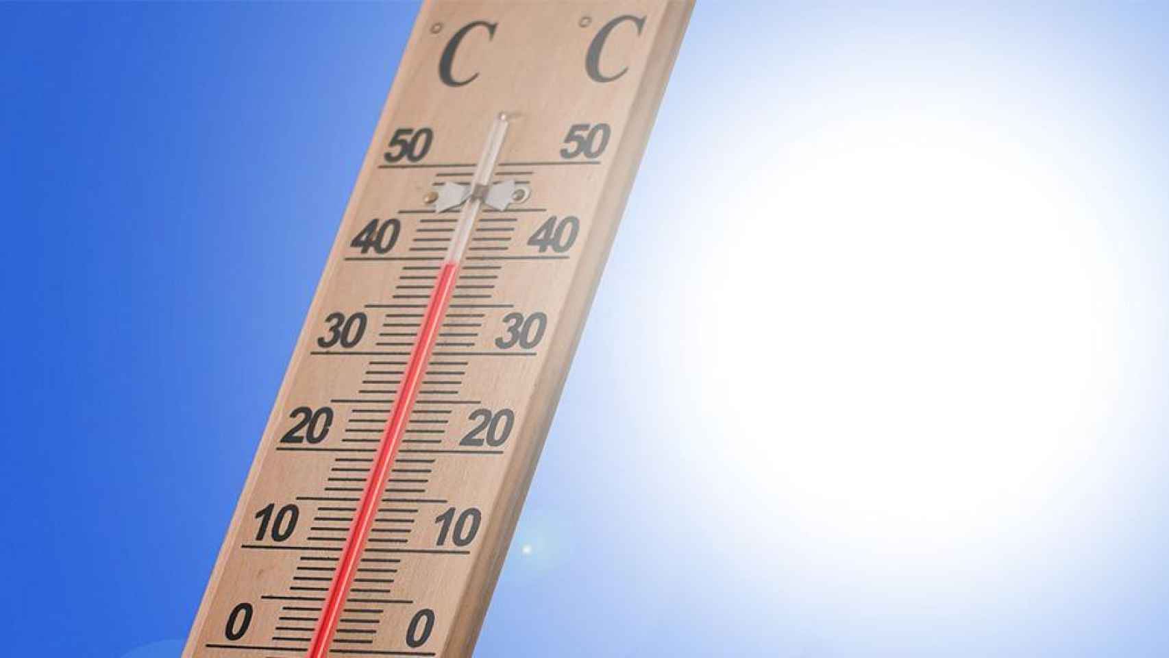 Según la herramienta de The Nuew York Times, las temperaturas han subido en Barcelona: de dos días al año con 32 grados o más en 1960 se han pasado a nueve días en 2010 / PIXABAY