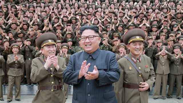 Una foto de Kim Jong Un, uno de los mayores tiranos del mundo