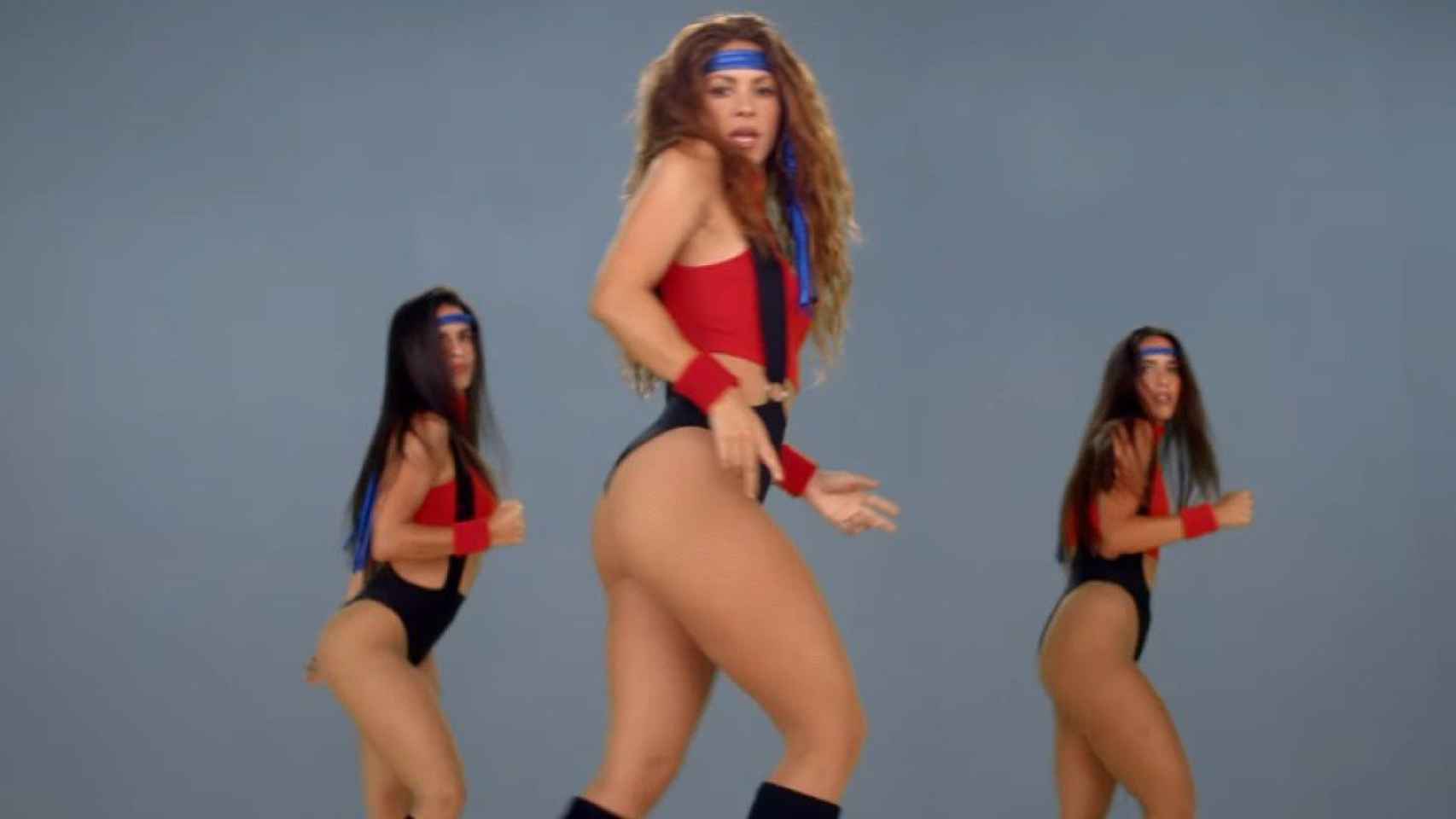 Shakira baila en su videoclip Girl Like Me