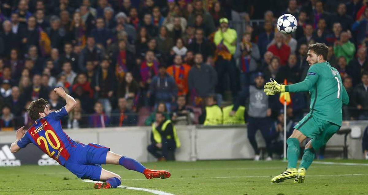 El gol histórico de Sergi Roberto contra Kevin Trapp, en la remontada del Barça al PSG en 2017 / EFE