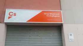La sede de Ciudadanos Esplugues (Barcelona) ha sido atacada la noche de este domingo / CG