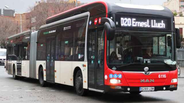 detenido masturbarse autobus mujeres