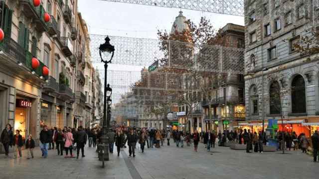 Imagen del Portal del Ángel de Barcelona, una de las zonas de compra estrella de la ciudad / CG