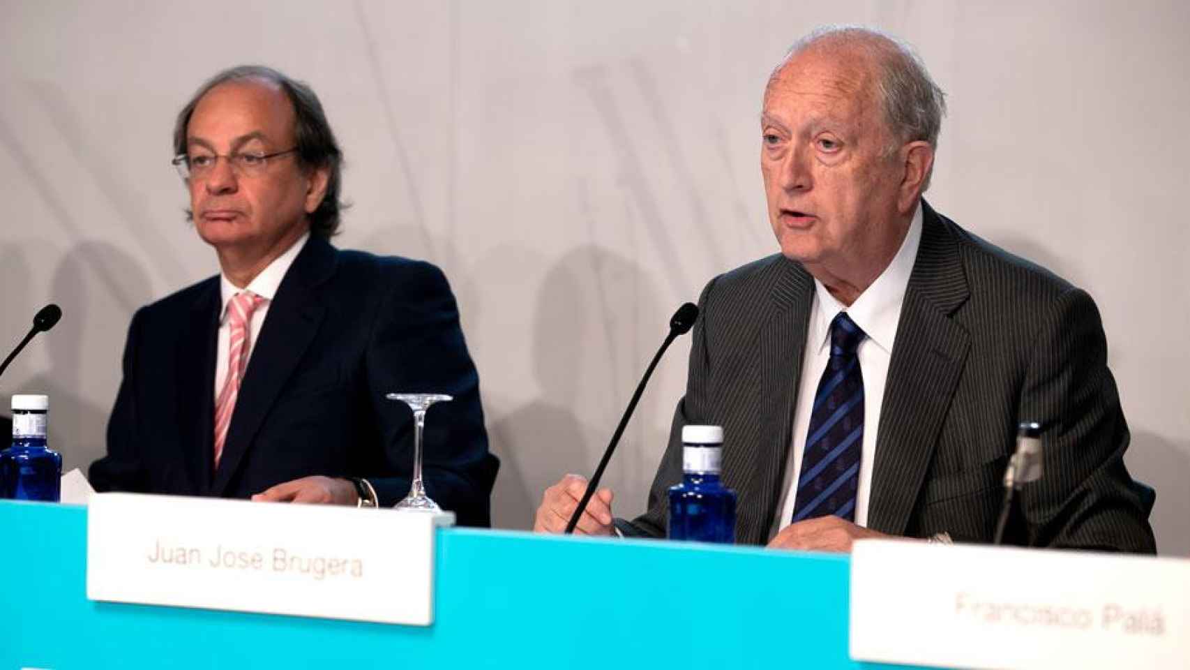 Juan José Brugera (d) y Pere Viñolas (i), presidente y CEO de Colonial, en la junta de accionistas 2019 / COLONIAL