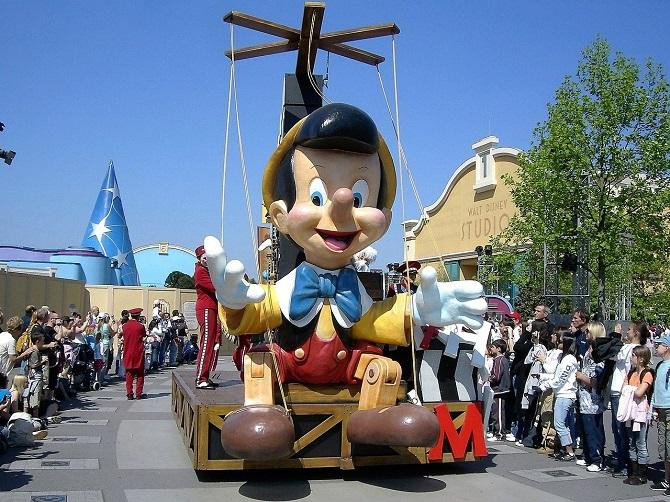 Pinocho, uno de los personajes más queridos de Disney, que también se convertirá en una adaptación con actores reales / 3282700 EN PIXABAY