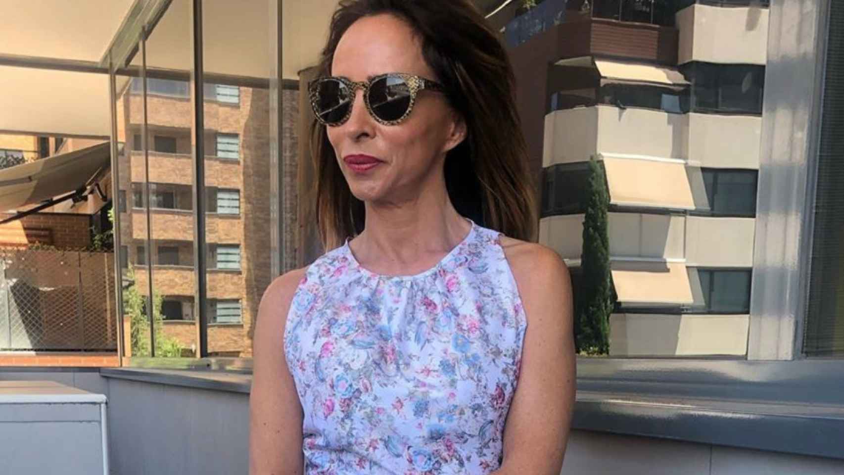 María Patiño presume de vestido y gafas en sus redes sociales / INSTAGRAM