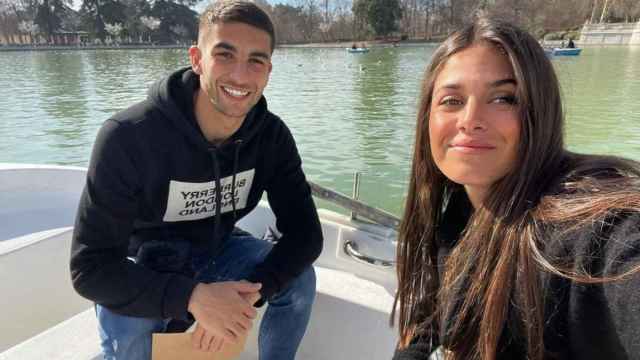 Ferran Torres publica su primera foto con Sira Martínez / REDES