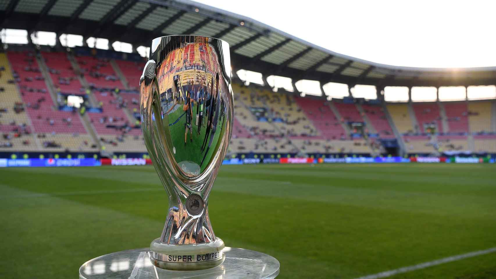 Imagen del trofeo de la Supercopa de Europa | EFE