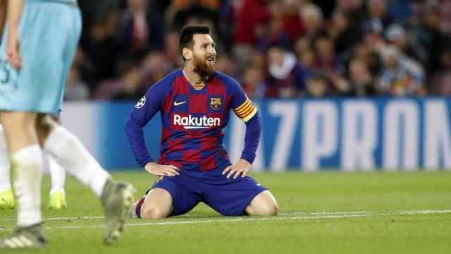 Messi en el partido ante el Slavia de Praga / EFE