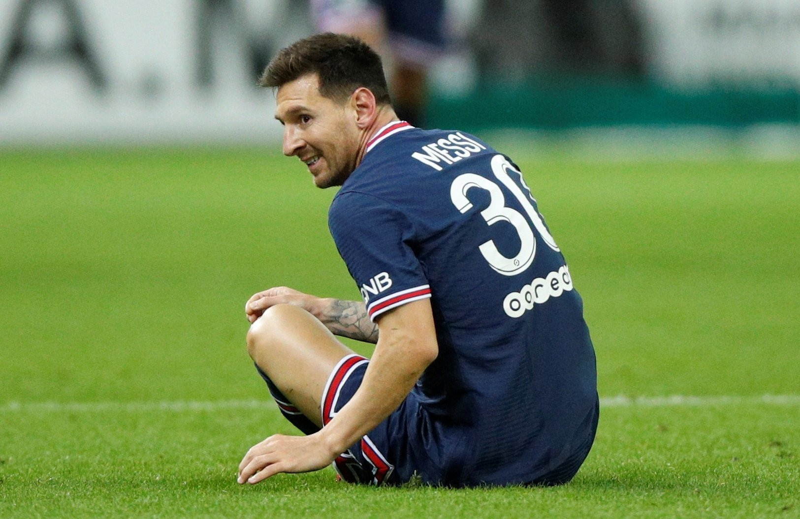Leo Messi en una acción contra el Stade de Reims / EFE