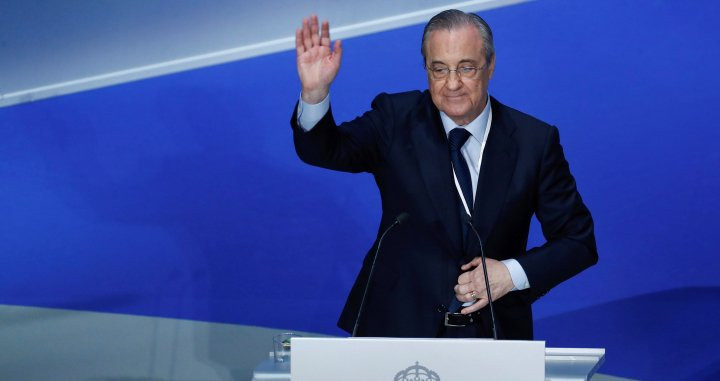 Intervención de Florentino Pérez durante la asamblea de compromisarios del Real Madrid / EFE