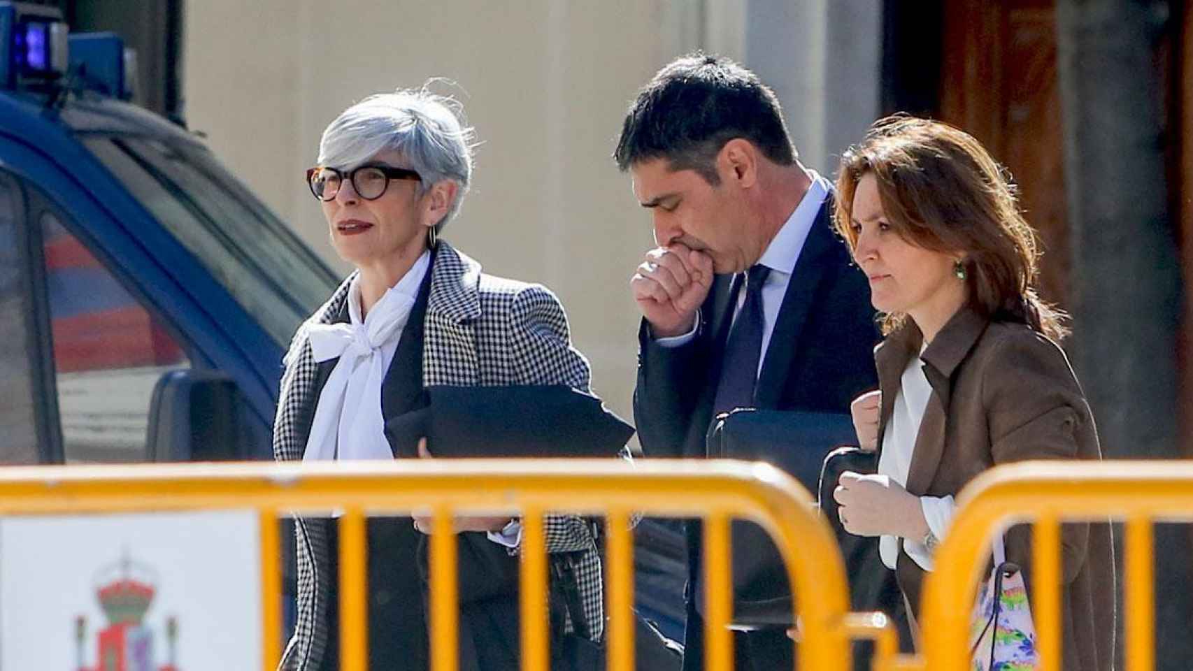 El exmayor de los Mossos d’Esquadra, Josep Lluis Trapero, llega al Tribunal Supremo acompañado de su abogada, Olga Tubau (i) / EUROPA PRESS