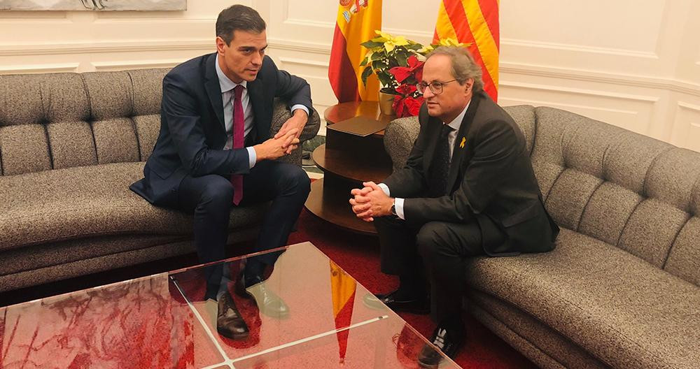 Encuentro entre el presidente Pedro Sánchez y el 'president' Quim Torra / EP